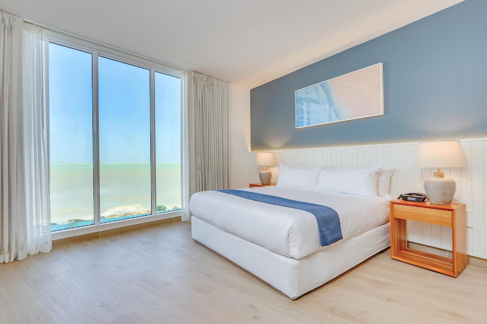 Fort George Hotel And Spa Belize City Exterior photo